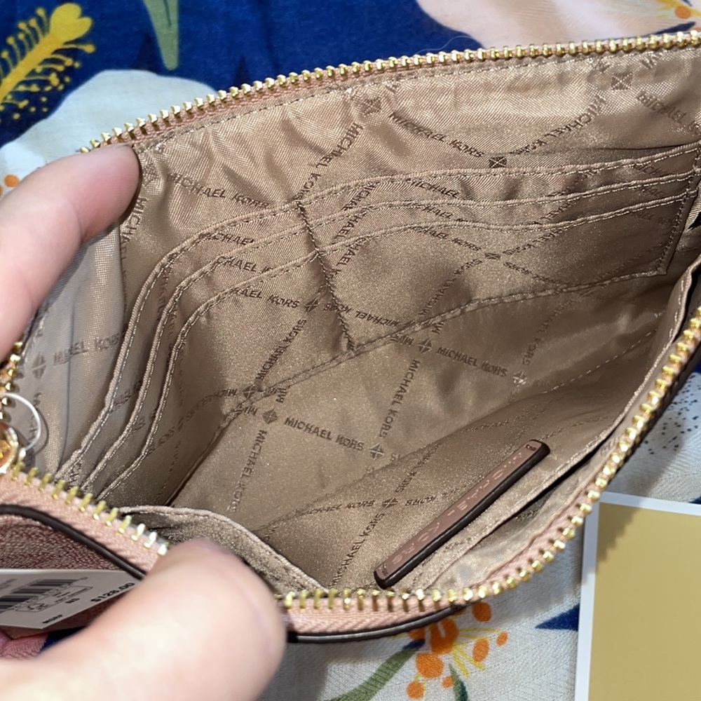 Brand New Michael Kors Large Zip Clutch Wristlet Pink Ballet w/ Gold Tone Accent - Picture 9 of 13